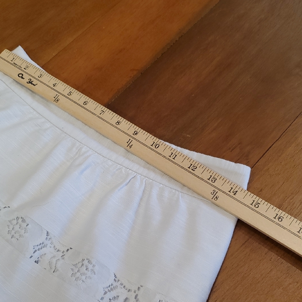 LOFT linen-look beachy mini skirt with Lace detail size 2 - Picture 7 of 11